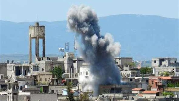 مقتل وإصابة 32 شخصًا جراء قصف جوي على ريف إدلب