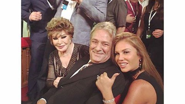 بالفيديو والصور.. نيكول سابا تتعرض لموقف محرج فى مهرجان«وهران» بالفيديو والصور.. نيكول سابا تتعرض لموقف محرج فى مهرجان«وهران»