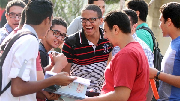 عاجل: بالأسماء.. ننشر أوائل الثانوية العامة