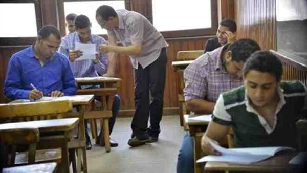 الأول مكرر على الثانوية: «كنت باخد دروس خصوصية في كل المواد»