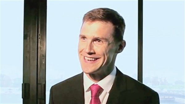 السفير البريطاني في مصر يكشف أسباب زيارة السيسي للمملكة 