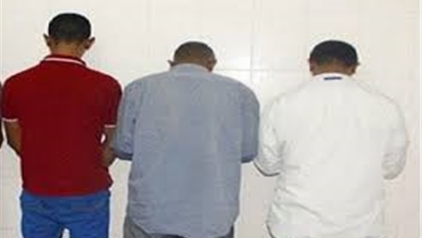 حبس تشكيل عصابي تخصص في سرقة عملاء البنوك بالاسكندرية حبس تشكيل عصابي تخصص في سرقة عملاء البنوك بالاسكندرية