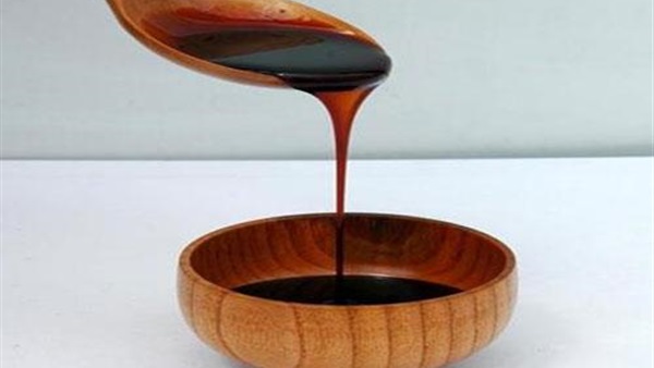 5 استخدامات مبتكرة للعسل الأسود من أجل «مرضى الأنيميا»