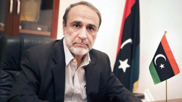 رئيس مجلس الدولة الليبي يلتقي وأعضاء اتحاد نقابات عمال طرابلس رئيس مجلس الدولة الليبي يلتقي وأعضاء اتحاد نقابات عمال طرابلس