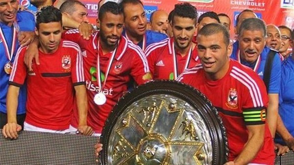 الأهلي يتسلم درع الدوري الجديد في احتفالية خاصة