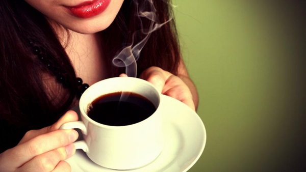 دراسة: شرب القهوة خلال تدخين الماريجوانا يزيد من احتمالات إدمانها دراسة: شرب القهوة خلال تدخين الماريجوانا يزيد من احتمالات إدمانها