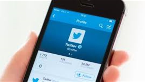 «تويتر» تسجل ارتفاعا في عائداتها الإجمالية