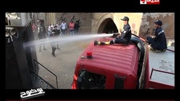 شاهد.. «المياه الساخنة» تحرق صناع فيلم«اشتباك» شاهد.. «المياه الساخنة» تحرق صناع فيلم«اشتباك»