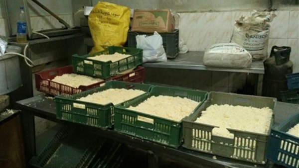 ضبط مصنع جبنة بدون ترخيص بشبرا الخيمة