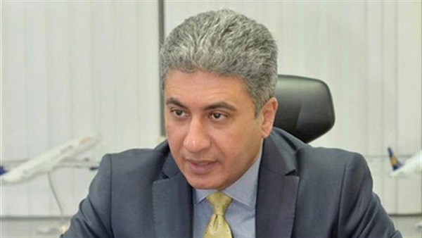 وزير الطيران يبحث مع نظيره الروسي تأمين الطائرات المصرية