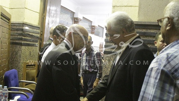 بالصور.. صباحى وحميدة يؤديان واجب العزاء فى«خان وكامل» بالصور.. صباحى وحميدة يؤديان واجب العزاء فى«خان وكامل»