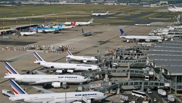 إلغاء 139 رحلة بمطار "شارل دو جول" في اليوم الثالث من إضراب مضيفي "إير فرانس"