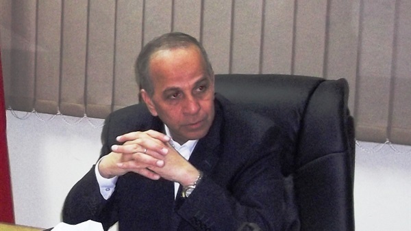 "عشماوي" يفتتح مشروعات بالفرافرة بـ 20 مليون جنيه "عشماوي" يفتتح مشروعات بالفرافرة بـ 20 مليون جنيه