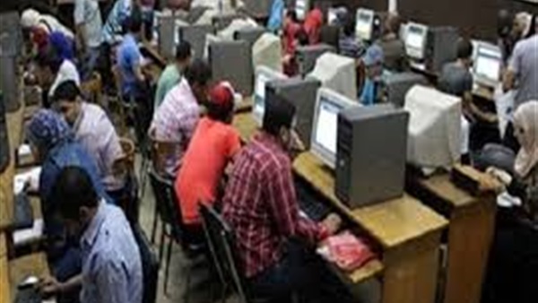 مكتب التنسيق يواصل استقبال رغبات المرحلة الأولى لطلاب الثانوية العامة مكتب التنسيق يواصل استقبال رغبات المرحلة الأولى لطلاب الثانوية العامة