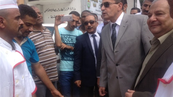 بالصور.. وزير الزراعة يطلق حملة مكبرة لتخفيض أسعار اللحوم الطازجة بالصور.. وزير الزراعة يطلق حملة مكبرة لتخفيض أسعار اللحوم الطازجة
