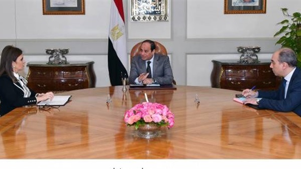 التفاصيل الكاملة للقاء وزيرة التعاون الدولى مع«السيسي».. «نصر» تستعرض ما تم إنجازة ببرنامج تنمية سيناء.. 400 مليون جنيه للنهوض بالمشروعات الصغيرة.. و«الرئيس» يشدد علي مواصلة العمل بوتيرة سريعة