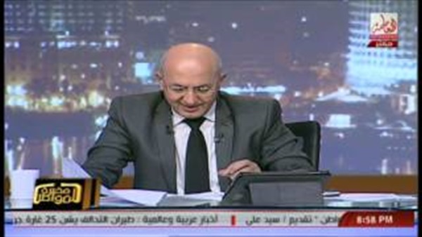 بالفيديو.. مشادة بين «السبكي» وعضو بـ «تمرد» علي الهواء بالفيديو.. مشادة بين «السبكي» وعضو بـ «تمرد» علي الهواء