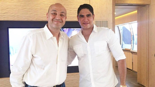 بالصور.. «أون تي في» تتعاقد مع عمرو أديب بالصور.. «أون تي في» تتعاقد مع عمرو أديب