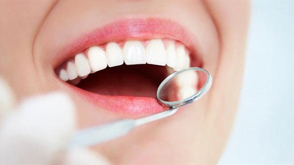 دراسة: التهابات جذور الأسنان تزيد من مخاطر الإصابة بأمراض القلب 