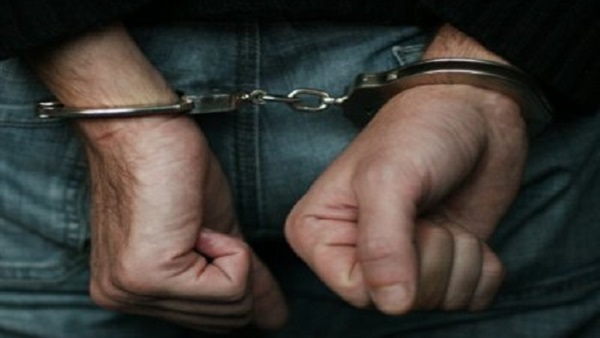أخرة الشهامة..شاب يفقد بصره خلال اغاثة سيدة من اللصوص أخرة الشهامة..شاب يفقد بصره خلال اغاثة سيدة من اللصوص