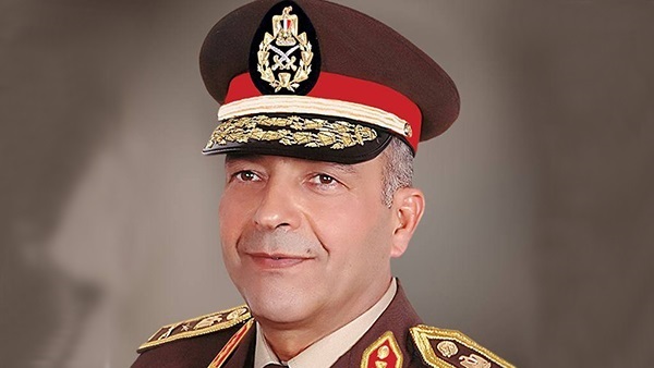 الفريق محمود حجازي يلتقي قائد القوات البحرية الأمريكية