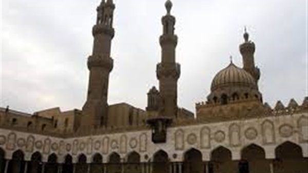 الأزهر: مراجعات نهائية مجانية للوافدين في امتحانات الدور الثاني الأزهر: مراجعات نهائية مجانية للوافدين في امتحانات الدور الثاني