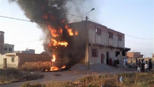 مصرع طفل وإصابة آخر فى حريق التهم حوشين بسوهاج مصرع طفل وإصابة آخر فى حريق التهم حوشين بسوهاج