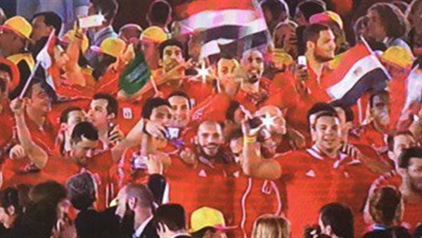 لاعب رماية مصرى يثير غضب مواقع التواصل بعدما رفع علم السعودية لاعب رماية مصرى يثير غضب مواقع التواصل بعدما رفع علم السعودية