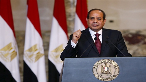 السيسي يقدم الشكر لفريق عمل أنفاق قناة السويس الجديدة السيسي يقدم الشكر لفريق عمل أنفاق قناة السويس الجديدة