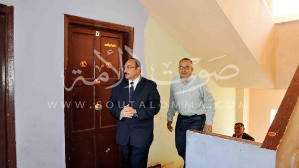 بالصور..محافظ القليوبية ونائب وزير الإسكان يتفقدان مساكن الإيواء بشبرا بالصور..محافظ القليوبية ونائب وزير الإسكان يتفقدان مساكن الإيواء بشبرا