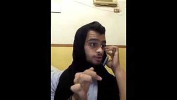 بالفيديو.. شاب يسخر من الفتاة التى تبحث عن عريس بالفيديو.. شاب يسخر من الفتاة التى تبحث عن عريس