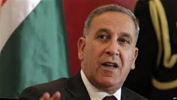 وزير الدفاع العراقي يغيب عن مؤتمر عشائري لدعمه وزير الدفاع العراقي يغيب عن مؤتمر عشائري لدعمه