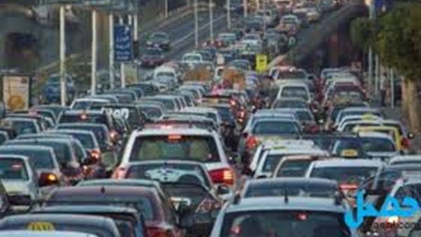 توقف حركة المرور في شارع فيصل بشكل كامل 