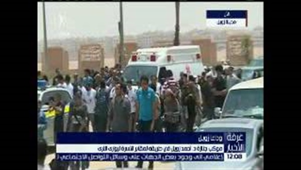 بالفيديو.. وصول جثمان أحمد زويل إلى «6 أكتوبر» بالفيديو.. وصول جثمان أحمد زويل إلى «6 أكتوبر»