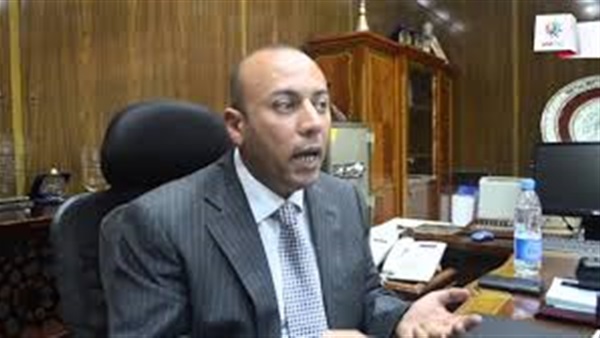 «عبد الباسط» يستثنى 3 محطات صرف صحى في المنوفية 