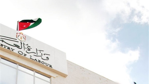 الأردن: لا يوجد قرار جديد يمنع تجديد تصاريح العمالة الزراعية الأردن: لا يوجد قرار جديد يمنع تجديد تصاريح العمالة الزراعية