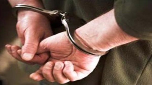 إخلاء سبيل أمين شرطة متهم بإدخال مخدرات لـ "سجناء النهضة"