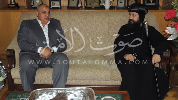 بالصور.. مدير أمن السويس يستقبل الانبا«بموا» أسقف المحافظة بالصور.. مدير أمن السويس يستقبل الانبا«بموا» أسقف المحافظة
