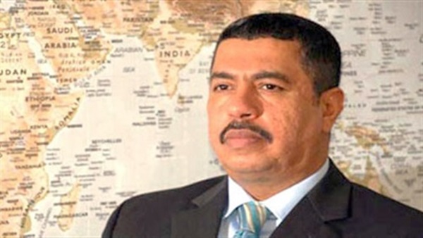 نائب الرئيس اليمني يلتقي السفير البريطاني لدى صنعاء