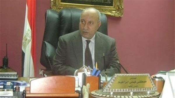 «جهاز تنمية بدر» يبدأ فى ترفيق 2000 فدان خلال العام الجارى «جهاز تنمية بدر» يبدأ فى ترفيق 2000 فدان خلال العام الجارى