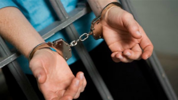 حبس ضابط لاتهامه بتشكيل تكوين عصابي حبس ضابط لاتهامه بتشكيل تكوين عصابي