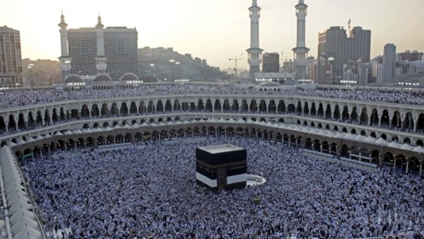 غدا أمير مكة المكرمة يطلق حملة الحج عباد وسلوك حضاري «الحج رسالة سلام» غدا أمير مكة المكرمة يطلق حملة الحج عباد وسلوك حضاري «الحج رسالة سلام»