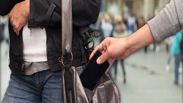 ننشر تفاصيل ترأس ضابط لعصابة سرقة المواطنين بالإسكندرية ننشر تفاصيل ترأس ضابط لعصابة سرقة المواطنين بالإسكندرية