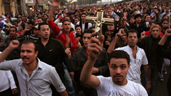 «السيسي» يكشف المحرك الأساسي للفتنة بين المسلمين والأقباط «السيسي» يكشف المحرك الأساسي للفتنة بين المسلمين والأقباط