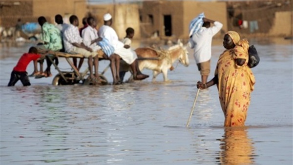 مصرع 3 أشخاص وانهيار 180 منزلا جراء الفيضان بالسودان مصرع 3 أشخاص وانهيار 180 منزلا جراء الفيضان بالسودان