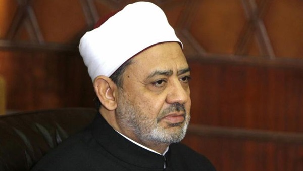 شيخ الأزهر يقرر صرف تعويضات لضحايا ومصابي حادث المنصورة شيخ الأزهر يقرر صرف تعويضات لضحايا ومصابي حادث المنصورة