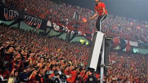 عاجل.. الألتراس يقتحم تدريبات الأهلي 