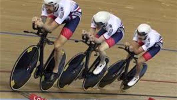 بطلة بريطانيا تروت تفوز بالذهبية الرابعة في سباق الدراجات على المضمار بطلة بريطانيا تروت تفوز بالذهبية الرابعة في سباق الدراجات على المضمار