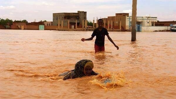 مصرع ١٥٢شخصا وانهيار ٦٩٧٤ منزلا جراء السيول والفيضان بالسودان