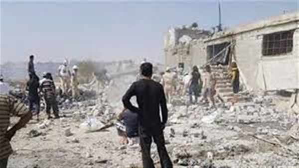  المرصد: مقتل 25 شخصا على الأقل في غارات جوية استهدفت مدينة إدلب السورية